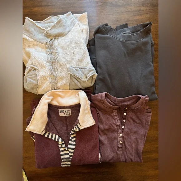 aerie and Bucket list boutique Crewneck & Henley Sweater sweatshirt bundle Lot - Picture 1 of 10